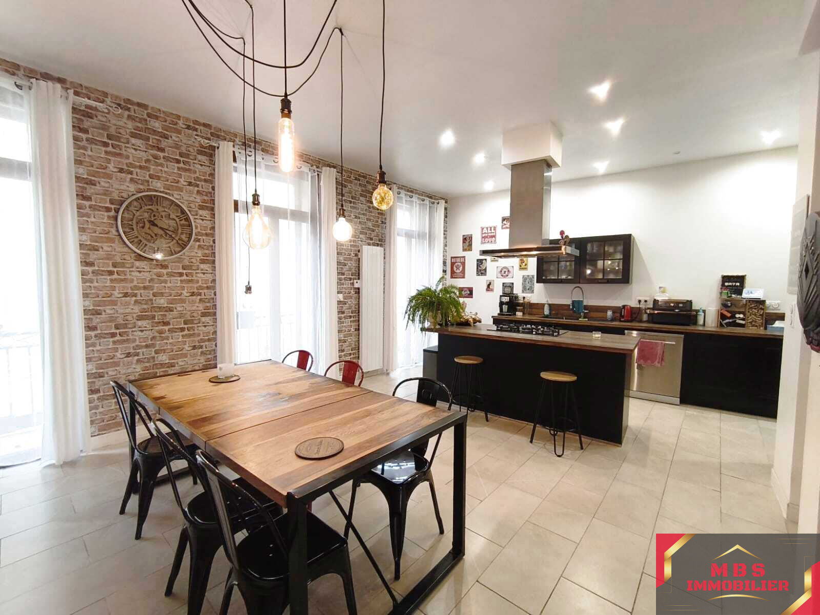 Baixas - Maison traversante rénovée de 183 m2